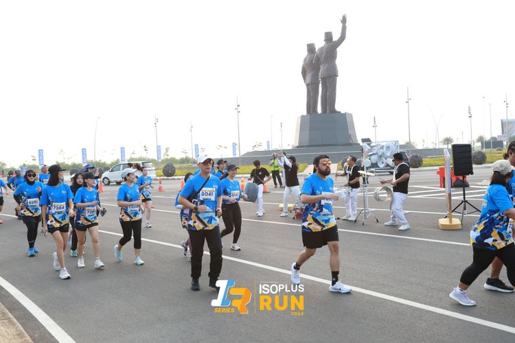 Race photo from ISOPlus Run 2024 Jakarta