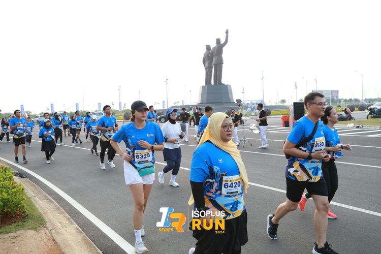 Race photo from ISOPlus Run 2024 Jakarta