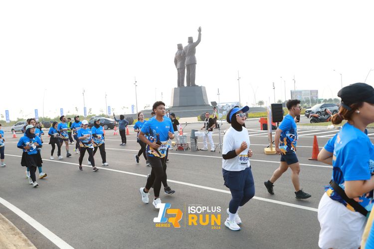 Race photo from ISOPlus Run 2024 Jakarta