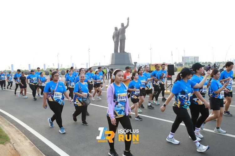 Race photo from ISOPlus Run 2024 Jakarta