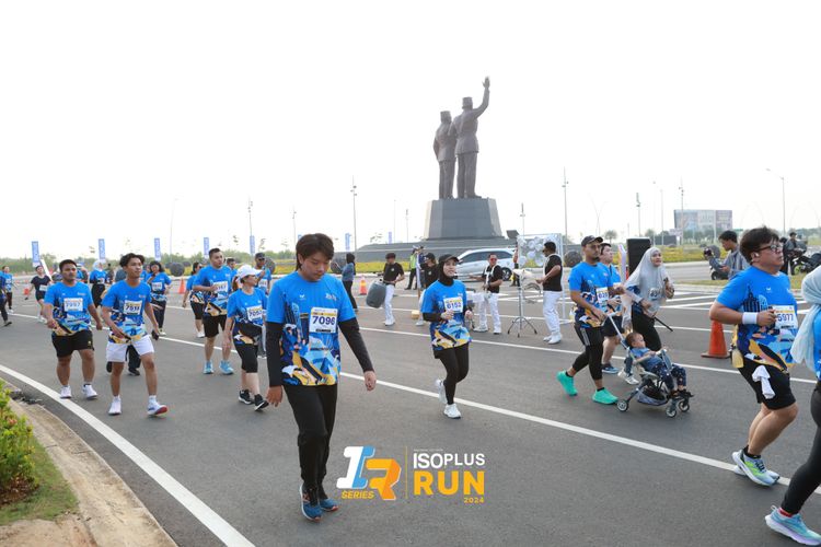 Race photo from ISOPlus Run 2024 Jakarta