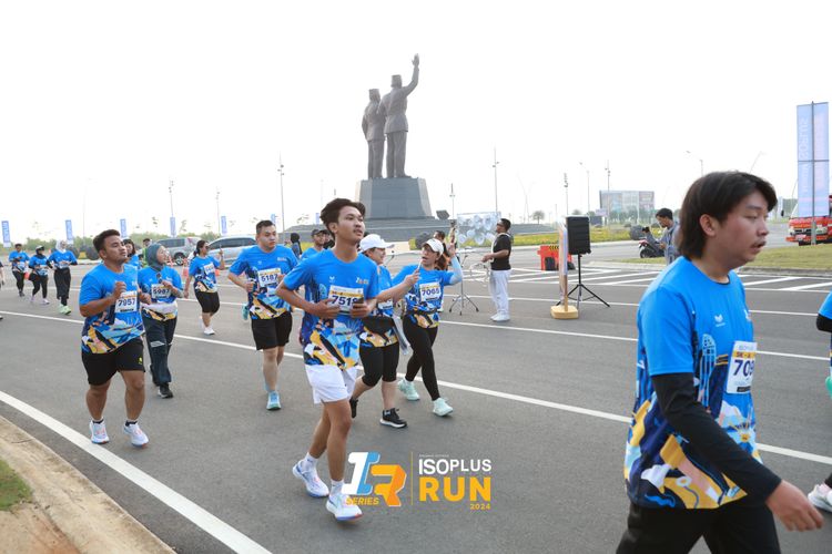 Race photo from ISOPlus Run 2024 Jakarta