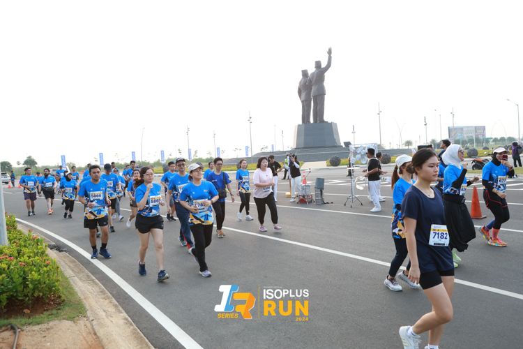 Race photo from ISOPlus Run 2024 Jakarta