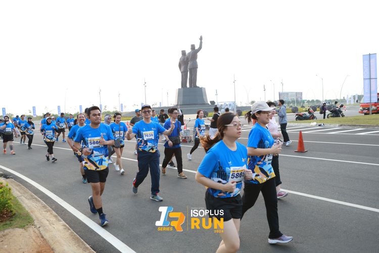Race photo from ISOPlus Run 2024 Jakarta