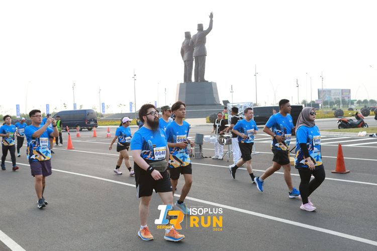 Race photo from ISOPlus Run 2024 Jakarta