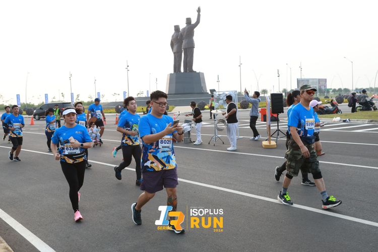 Race photo from ISOPlus Run 2024 Jakarta