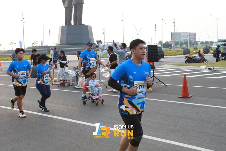 Race photo from ISOPlus Run 2024 Jakarta