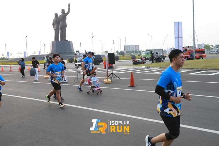 Race photo from ISOPlus Run 2024 Jakarta