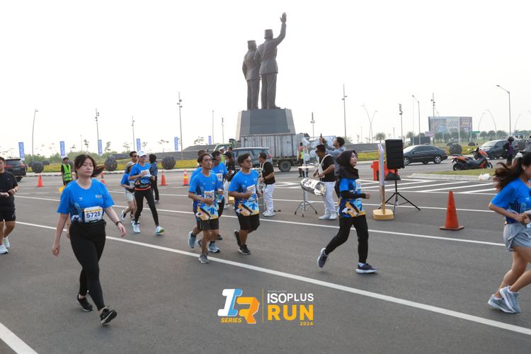 Race photo from ISOPlus Run 2024 Jakarta