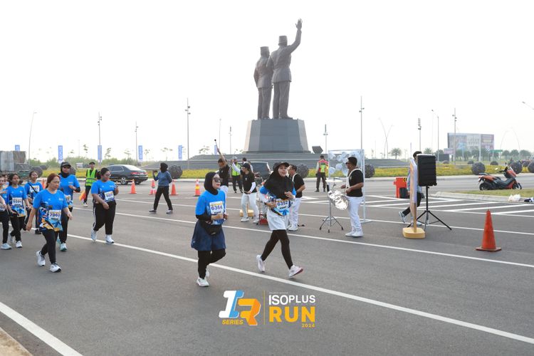 Race photo from ISOPlus Run 2024 Jakarta