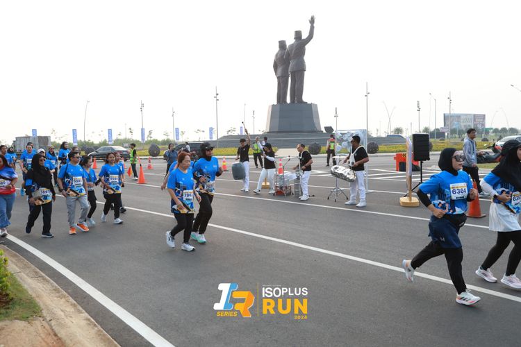 Race photo from ISOPlus Run 2024 Jakarta