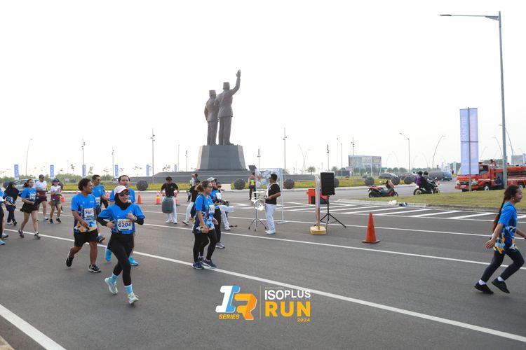 Race photo from ISOPlus Run 2024 Jakarta