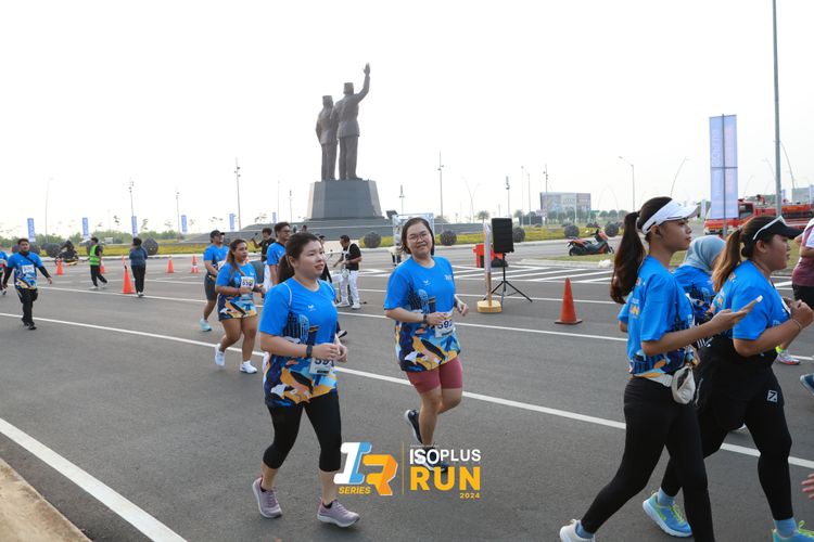 Race photo from ISOPlus Run 2024 Jakarta