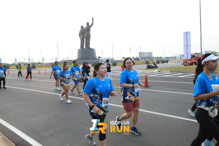 Race photo from ISOPlus Run 2024 Jakarta