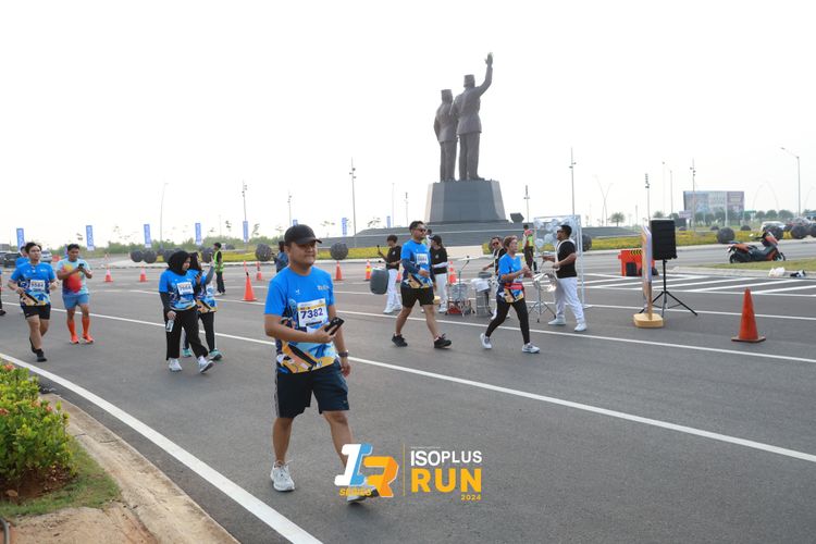 Race photo from ISOPlus Run 2024 Jakarta