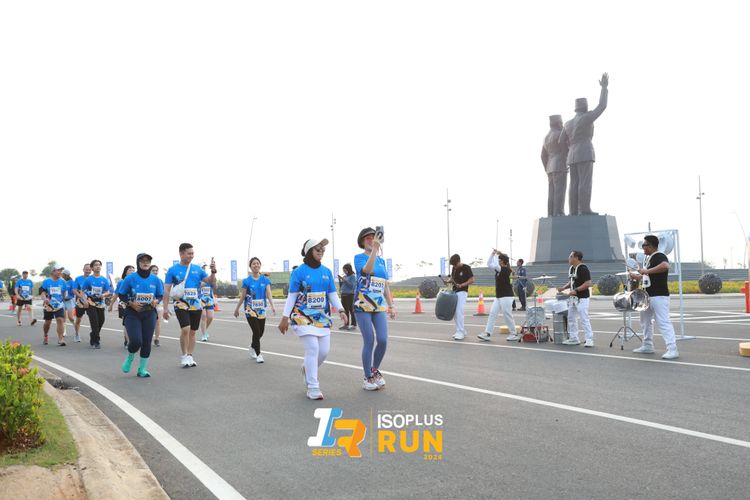 Race photo from ISOPlus Run 2024 Jakarta