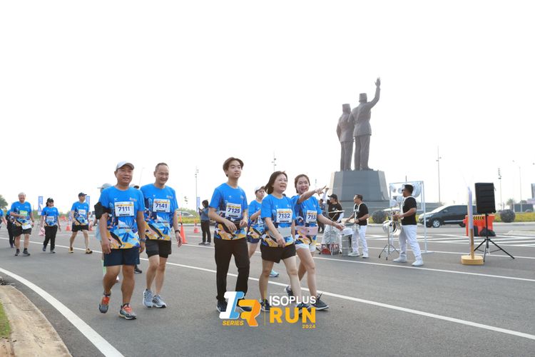 Race photo from ISOPlus Run 2024 Jakarta