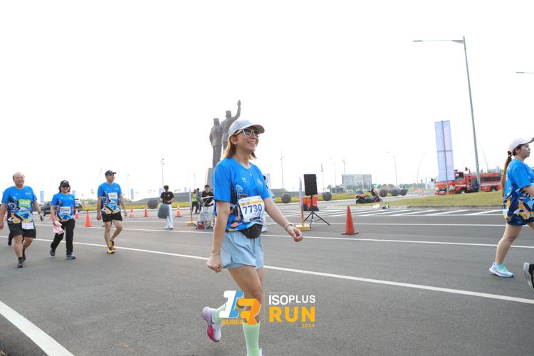 Race photo from ISOPlus Run 2024 Jakarta