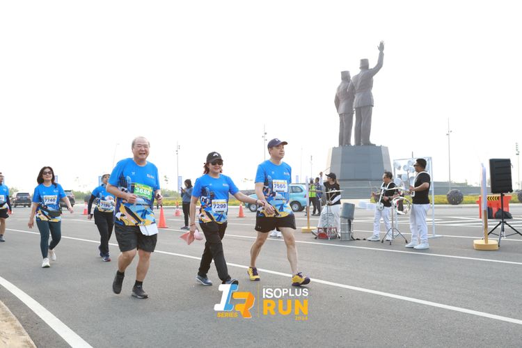 Race photo from ISOPlus Run 2024 Jakarta