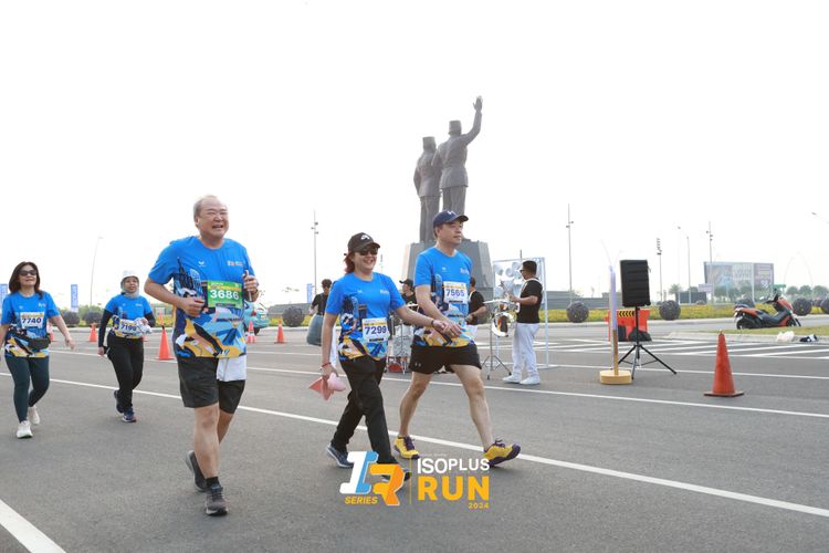 Race photo from ISOPlus Run 2024 Jakarta