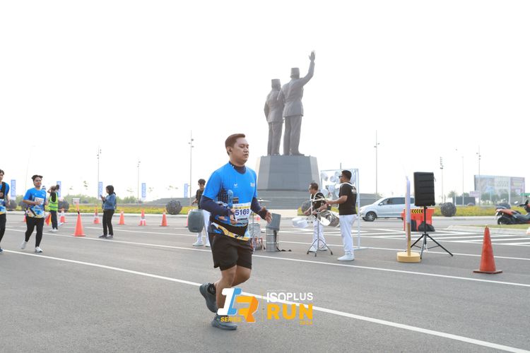 Race photo from ISOPlus Run 2024 Jakarta