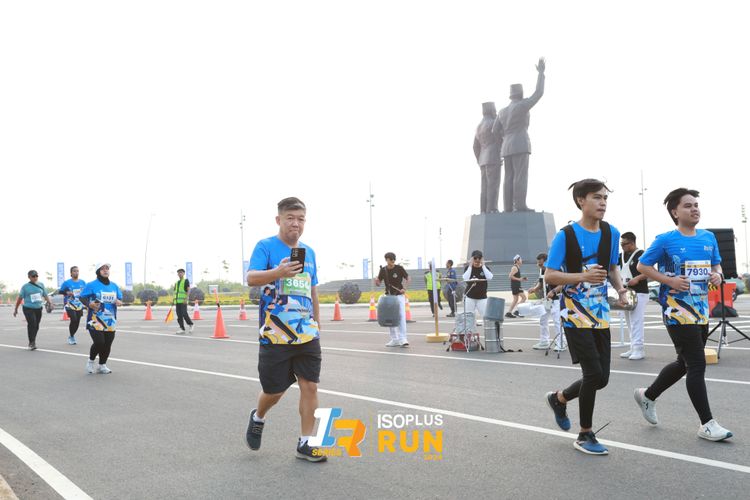 Race photo from ISOPlus Run 2024 Jakarta