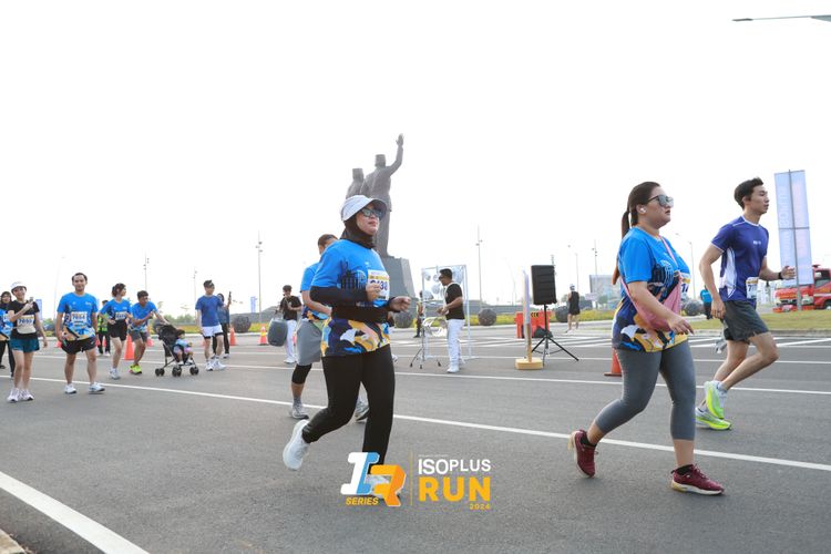 Race photo from ISOPlus Run 2024 Jakarta
