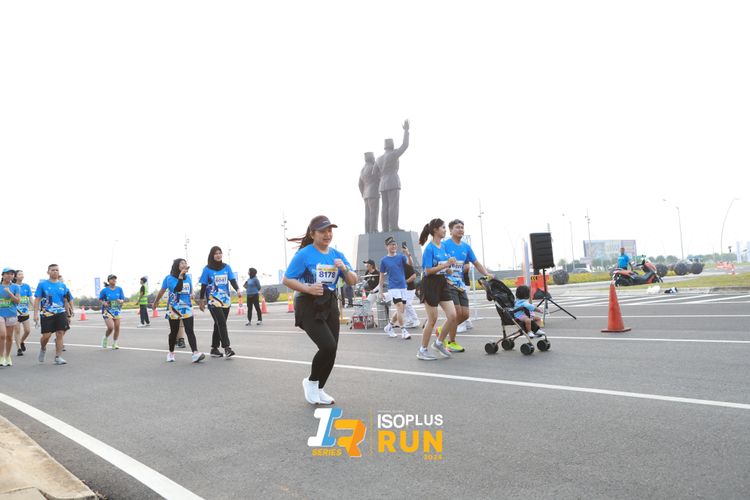 Race photo from ISOPlus Run 2024 Jakarta