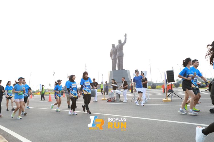 Race photo from ISOPlus Run 2024 Jakarta