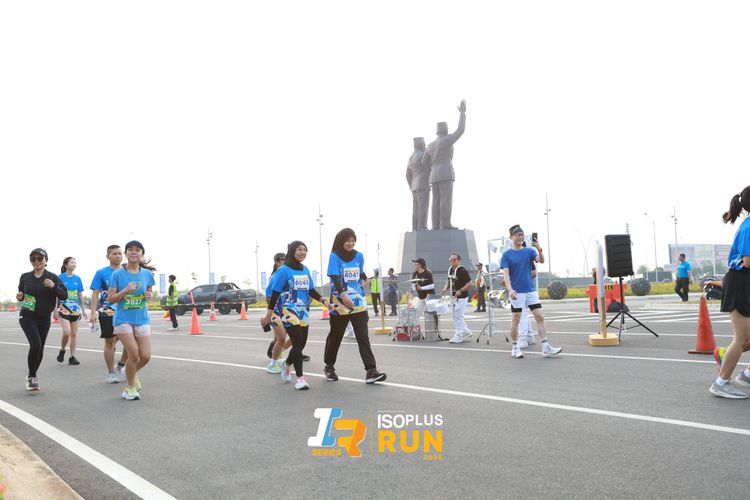 Race photo from ISOPlus Run 2024 Jakarta