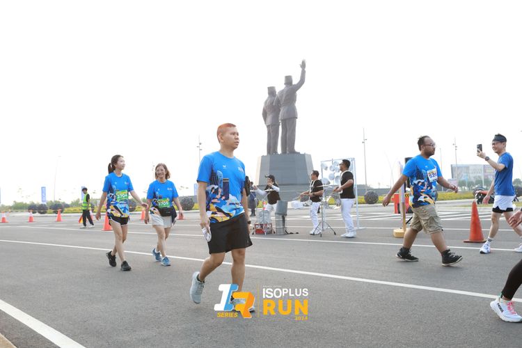 Race photo from ISOPlus Run 2024 Jakarta