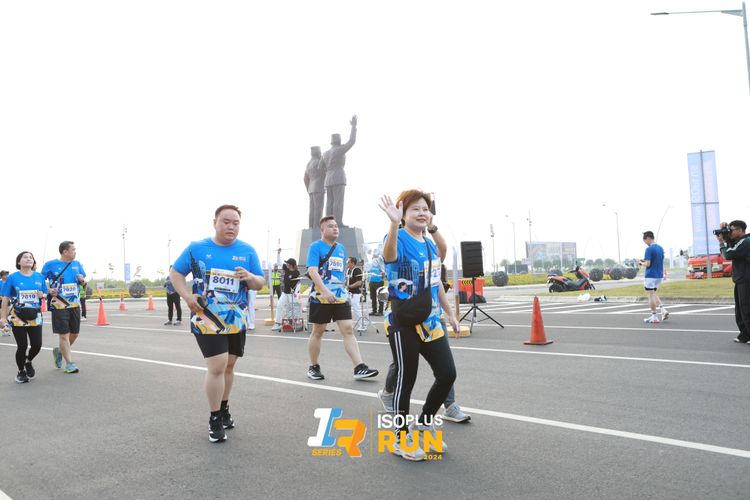 Race photo from ISOPlus Run 2024 Jakarta
