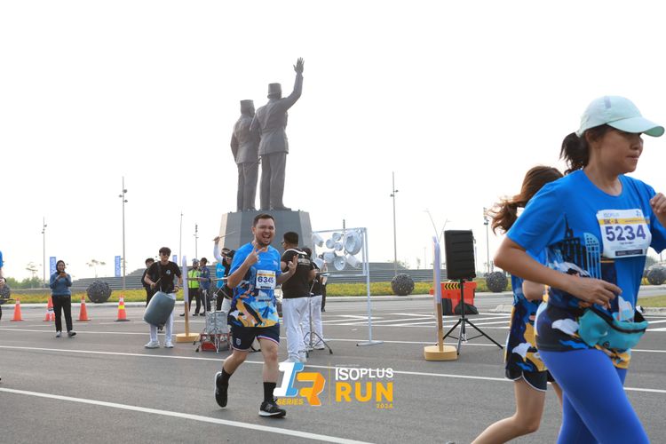 Race photo from ISOPlus Run 2024 Jakarta