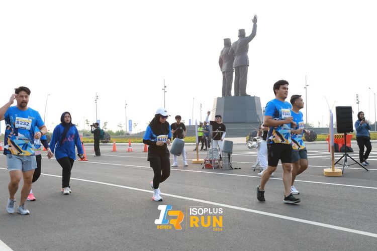 Race photo from ISOPlus Run 2024 Jakarta