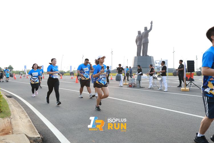 Race photo from ISOPlus Run 2024 Jakarta
