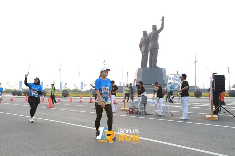Race photo from ISOPlus Run 2024 Jakarta