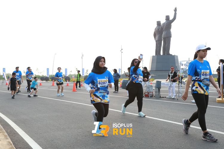 Race photo from ISOPlus Run 2024 Jakarta