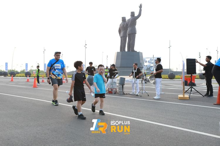 Race photo from ISOPlus Run 2024 Jakarta
