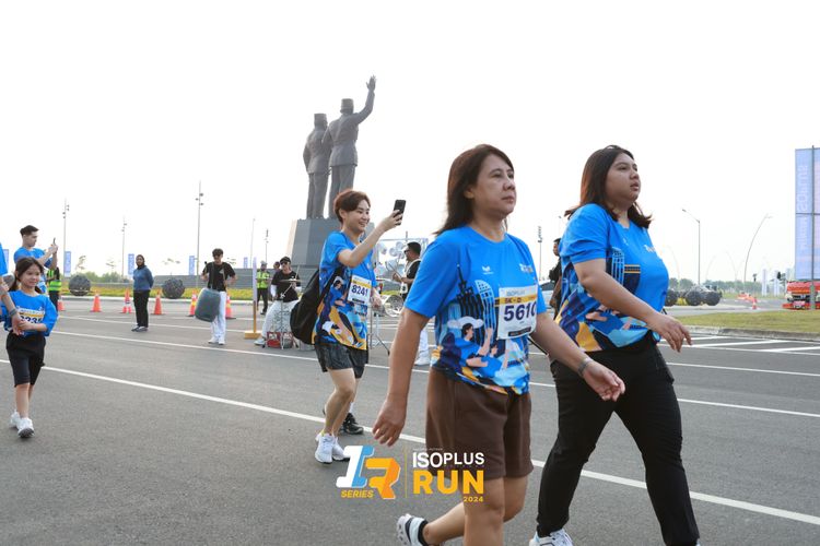 Race photo from ISOPlus Run 2024 Jakarta