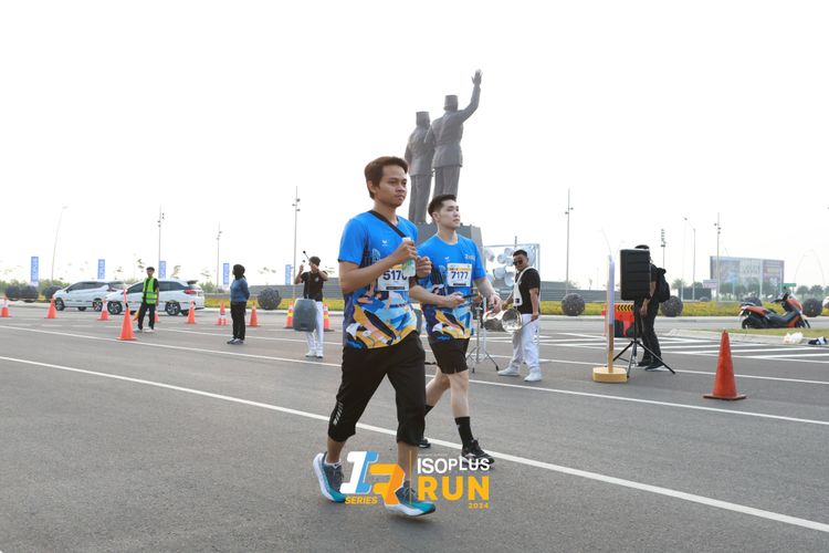 Race photo from ISOPlus Run 2024 Jakarta