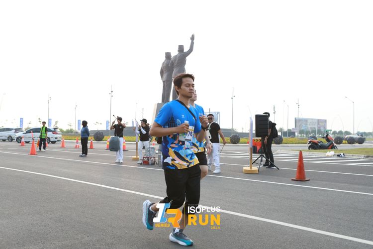 Race photo from ISOPlus Run 2024 Jakarta