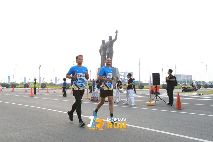 Race photo from ISOPlus Run 2024 Jakarta