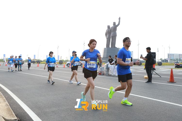 Race photo from ISOPlus Run 2024 Jakarta