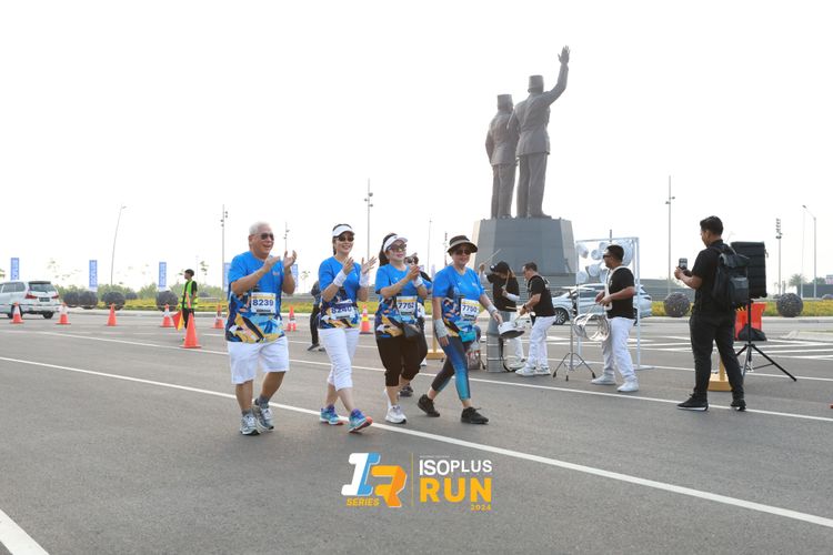 Race photo from ISOPlus Run 2024 Jakarta