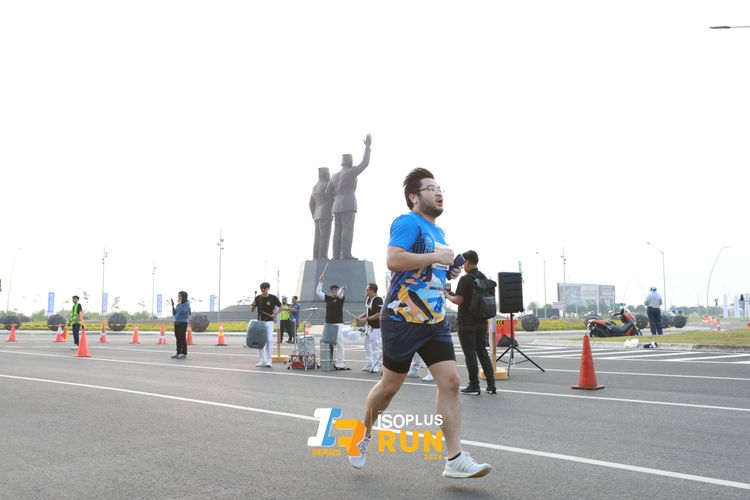 Race photo from ISOPlus Run 2024 Jakarta
