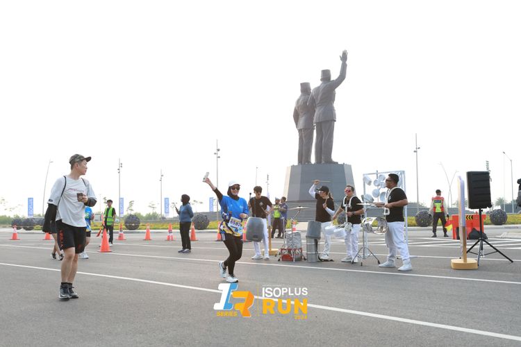 Race photo from ISOPlus Run 2024 Jakarta