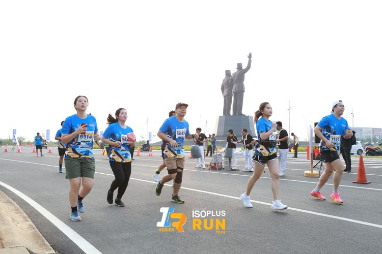 Race photo from ISOPlus Run 2024 Jakarta