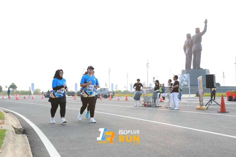 Race photo from ISOPlus Run 2024 Jakarta