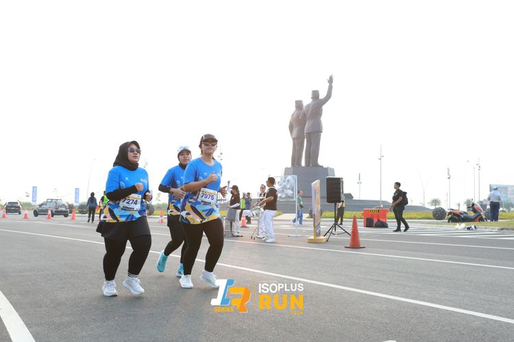 Race photo from ISOPlus Run 2024 Jakarta