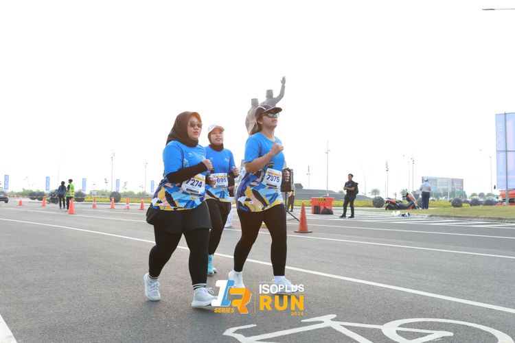 Race photo from ISOPlus Run 2024 Jakarta